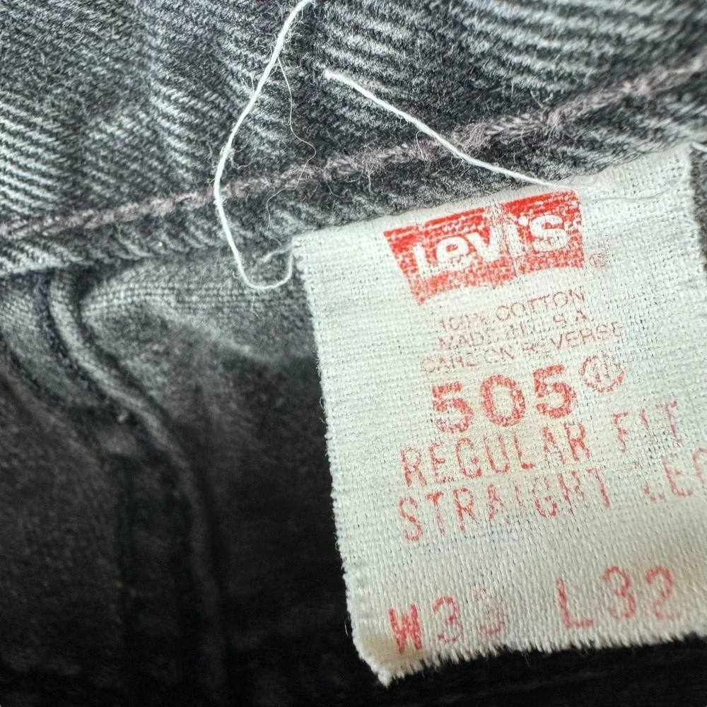 Vintage 90s Levis Black 505‎ Jeans Fits 30x31 Straight Leg Faded USA
